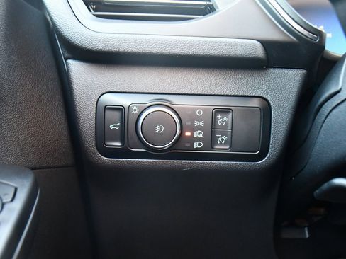 Used 2024 Ford Escape Platinum image 26