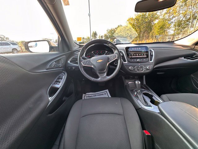 Used 2018 Chevrolet Malibu LT FWD image 18