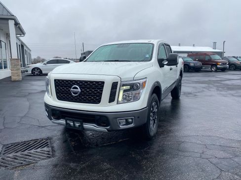 Used 2018 Nissan Titan PRO-4X w/ Pro-4x Utility Package image 1