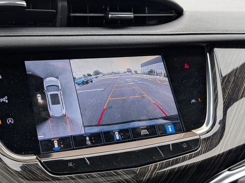 Certified 2023 Cadillac XT6 Premium Luxury w/ Technology Package AWD/4WD image 7