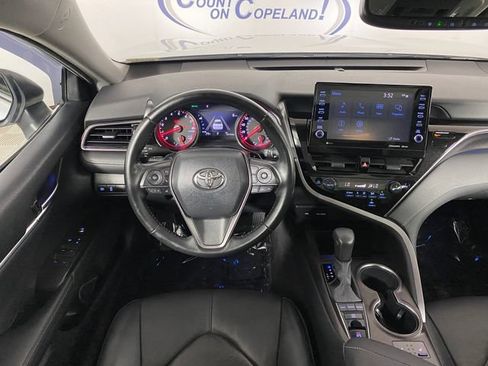 Used 2021 Toyota Camry XSE AWD/4WD image 15
