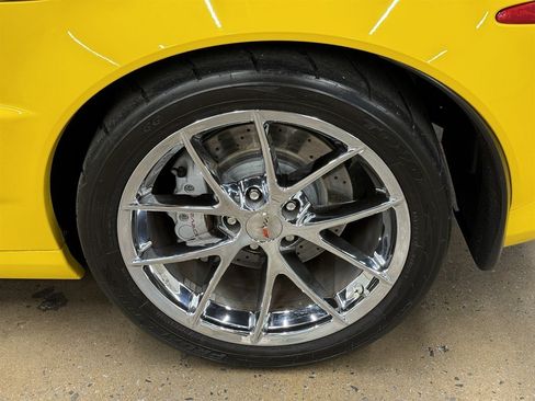Used 2010 Chevrolet Corvette Grand Sport w/ Preferred Equipment Group RWD image 10
