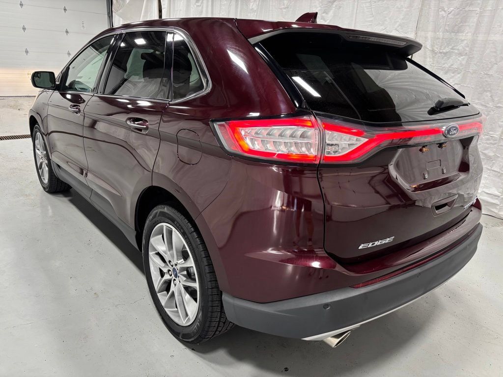 Used 2018 Ford Edge Titanium w/ Equipment Group 301A AWD/4WD image 5