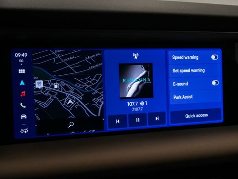 Used 2025 Porsche Macan Electric image 35