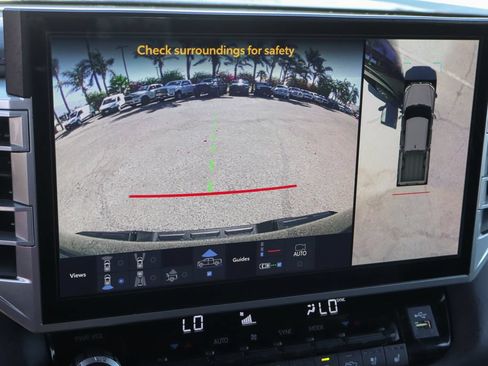 Used 2025 Toyota Tundra Platinum AWD/4WD image 35