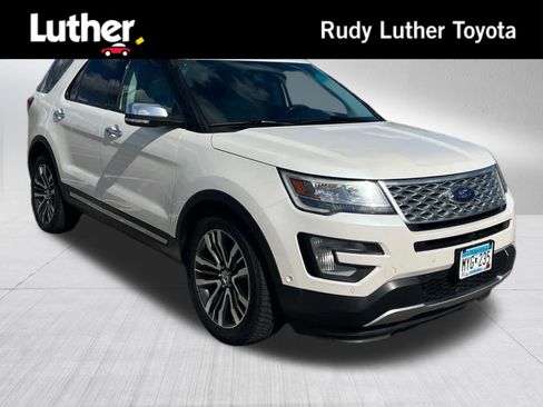 Used 2016 Ford Explorer Platinum AWD/4WD image 1