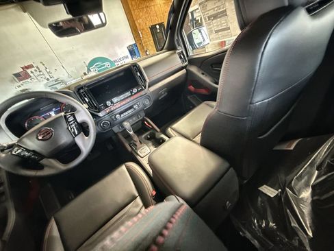 New 2026 Nissan Frontier PRO-4X w/ Pro Premium Package AWD/4WD image 23