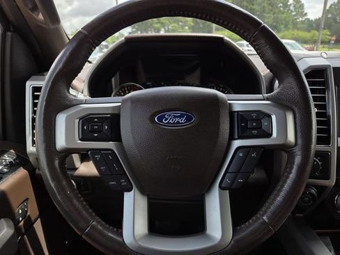 Used 2019 Ford F150 King Ranch w/ Equipment Group 601A Luxury AWD/4WD image 22