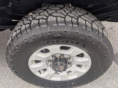 Used 2024 Ford F350 XLT image 17