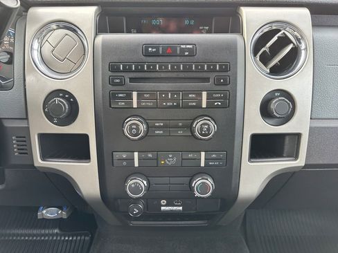 Used 2012 Ford F150 XLT w/ XLT Chrome Pkg image 12