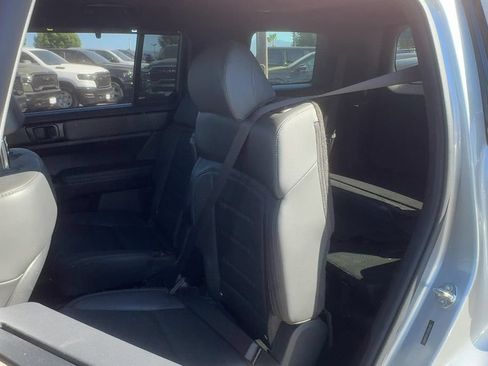 Used 2024 Hyundai Santa Fe Calligraphy AWD/4WD image 12