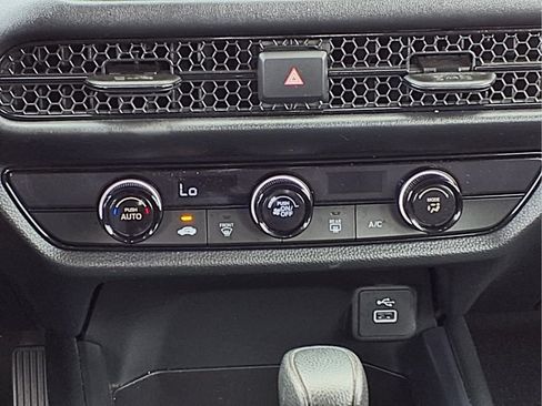 Certified 2024 Honda HR-V LX image 15