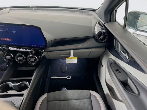 New 2026 Chevrolet Blazer EV SS image 25