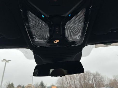 Certified 2024 BMW X7 xDrive40i w/ Executive Package image 39