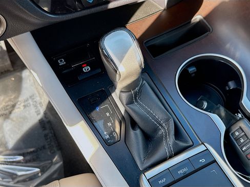 Used 2022 Lexus RX 350 FWD w/ Premium Package image 16