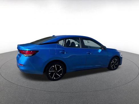 Used 2025 Nissan Sentra SV image 15