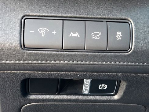 Used 2023 Hyundai Santa Fe Limited image 25