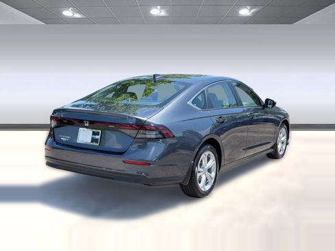 New 2026 Honda Accord LX image 9