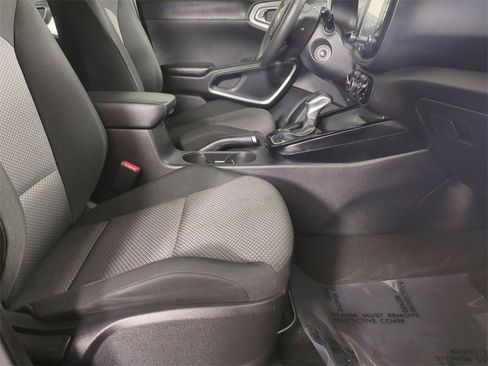 Used 2021 Kia Soul LX image 26