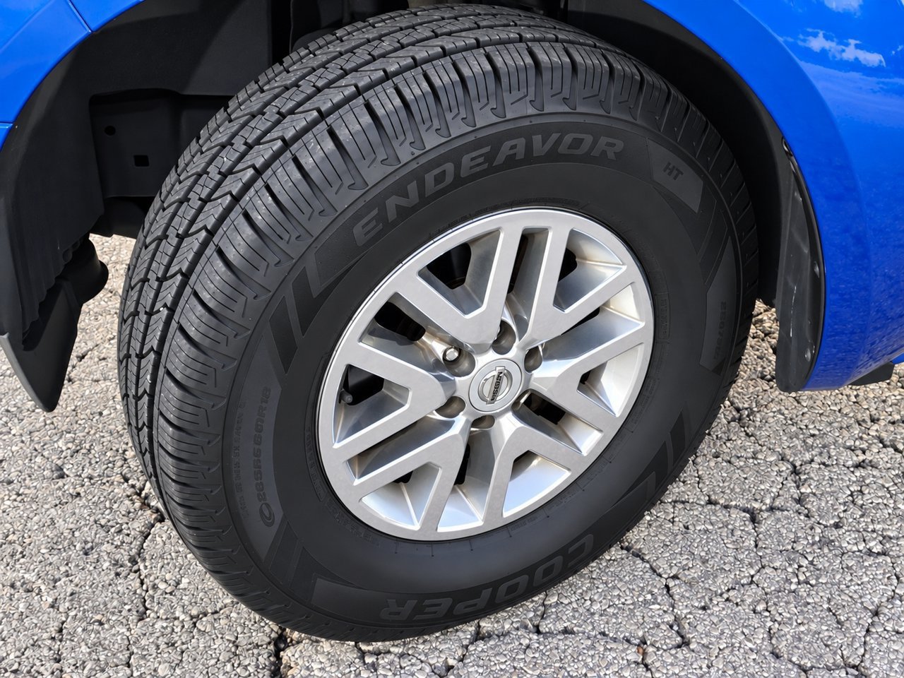 Used 2015 Nissan Frontier SV RWD image 14