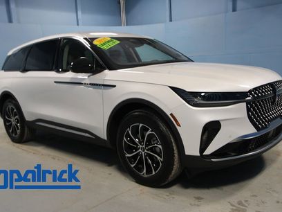 Used 2025 Lincoln Nautilus Premier