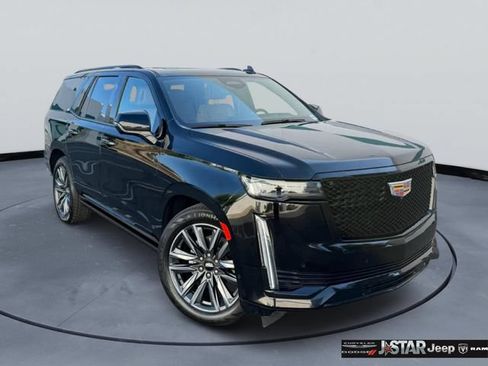 Used 2024 Cadillac Escalade Sport w/ Touring Package AWD/4WD image 8