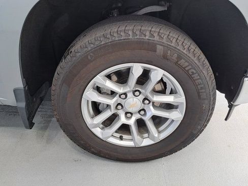 Used 2023 Chevrolet Silverado 1500 LT AWD/4WD image 34