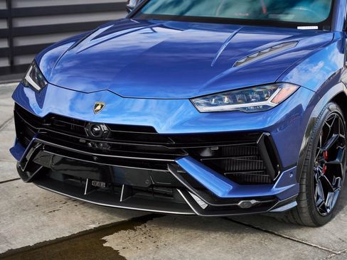 Used 2024 Lamborghini Urus Performante AWD/4WD image 5