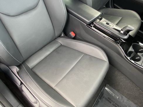 Certified 2024 Toyota Prius XLE image 11