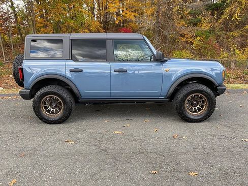 Certified 2024 Ford Bronco Badlands image 4