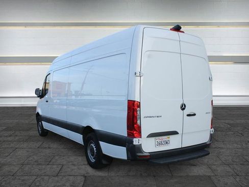 Used 2023 Mercedes-Benz Sprinter 2500 image 6