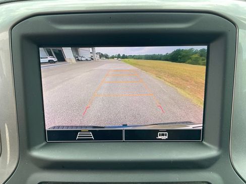 Used 2022 Chevrolet Silverado 1500 Custom AWD/4WD image 26
