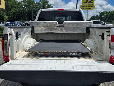 Used 2017 Ford F250 Lariat image 11