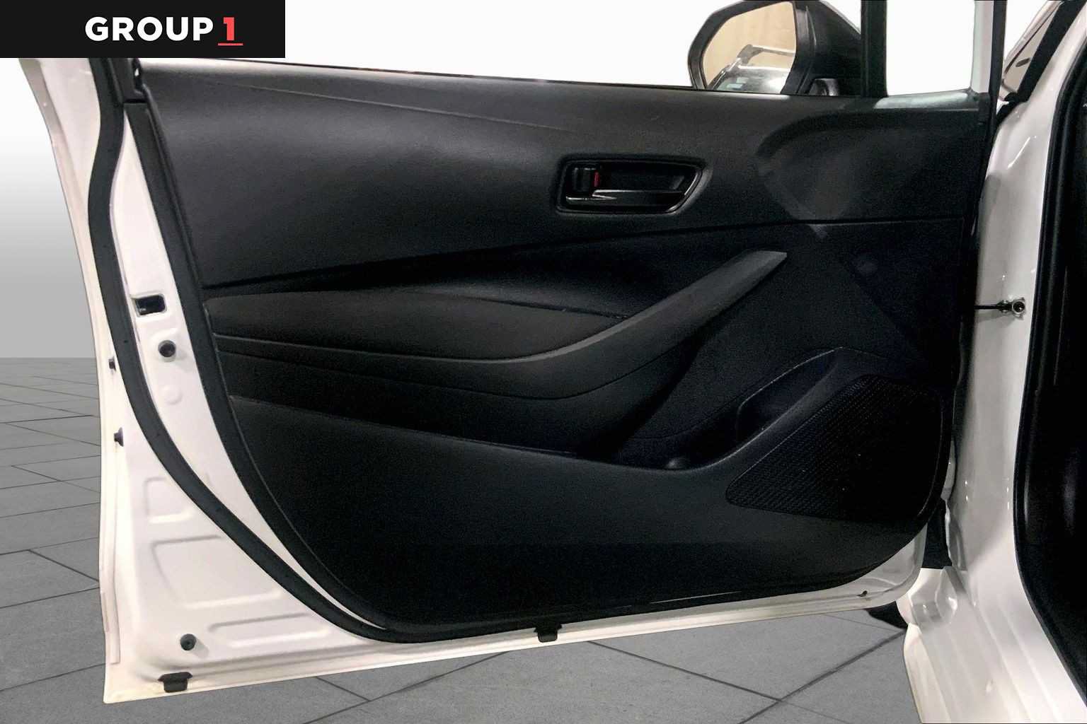 Certified 2025 Toyota Corolla LE FWD image 22