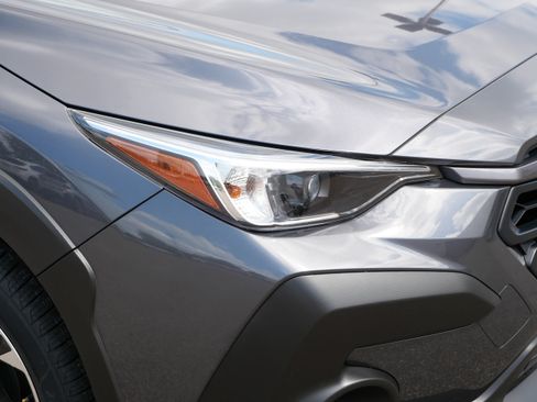 Used 2024 Subaru Crosstrek 2.0i Premium AWD/4WD image 16