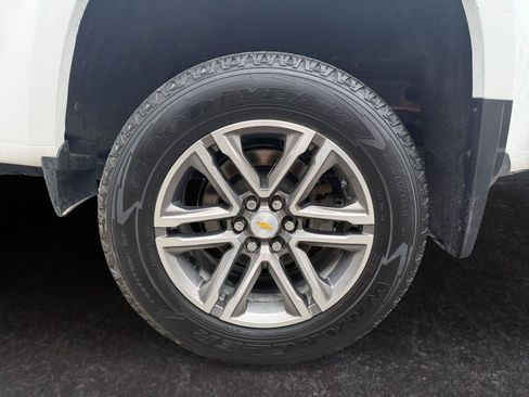 Used 2022 Chevrolet Colorado W/T w/ Custom Special Edition AWD/4WD image 25