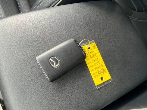 Used 2025 MAZDA CX-5 AWD 2.5 S w/ Preferred Package image 29