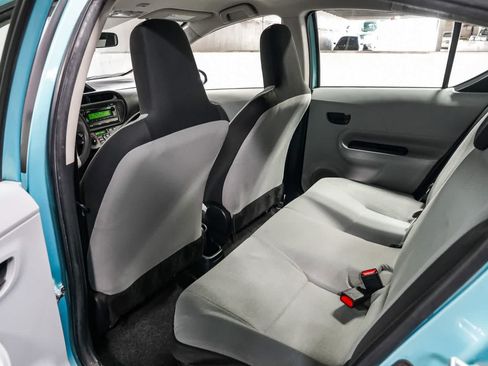 Used 2014 Toyota Prius C One FWD image 18