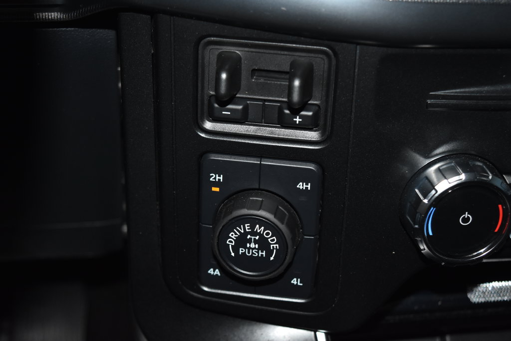 Used 2024 Ford F150 Raptor AWD/4WD image 13