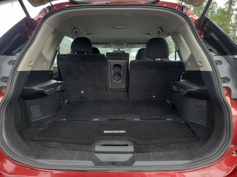 Used 2016 Nissan Rogue S FWD image 9
