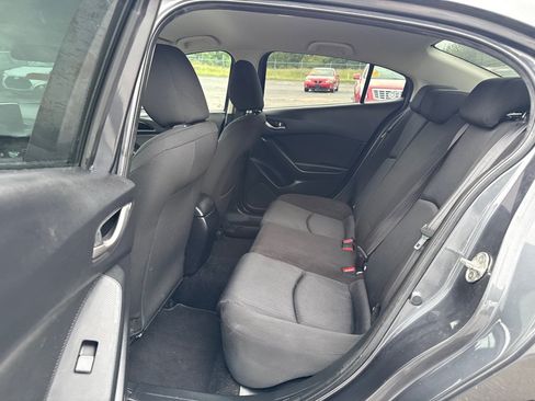 Used 2016 MAZDA MAZDA3 i Sport FWD image 10