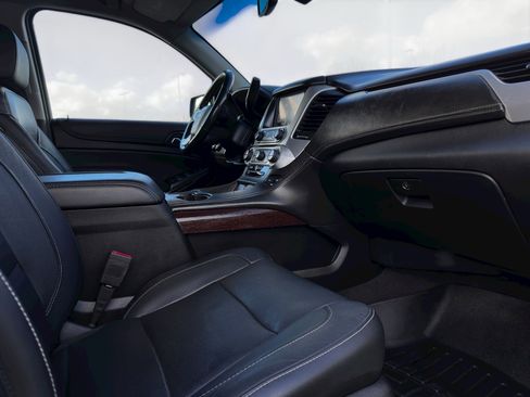 Used 2020 GMC Yukon SLT w/ Open Road Package image 35