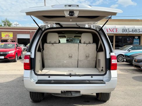 Used 2012 Ford Expedition XLT w/ HD Trailer Tow Pkg AWD/4WD image 5