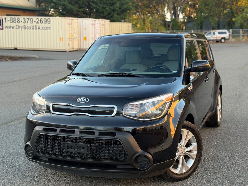 Used 2015 Kia Soul + FWD image 1