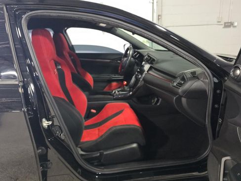 Used 2019 Honda Civic Type R image 14