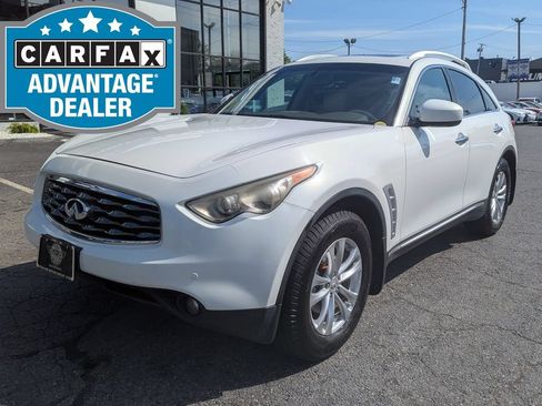 Used 2010 INFINITI FX35 AWD w/ Navigation Pkg image 2