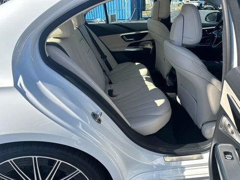 New 2026 Mercedes-Benz E 350 Sedan image 18