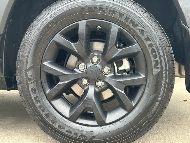 Certified 2024 Toyota RAV4 LE FWD image 9