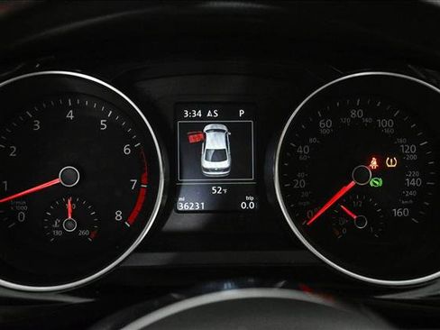 Used 2017 Volkswagen Jetta GLI image 11