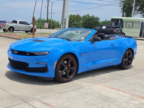 Used 2023 Chevrolet Camaro SS RWD image 2